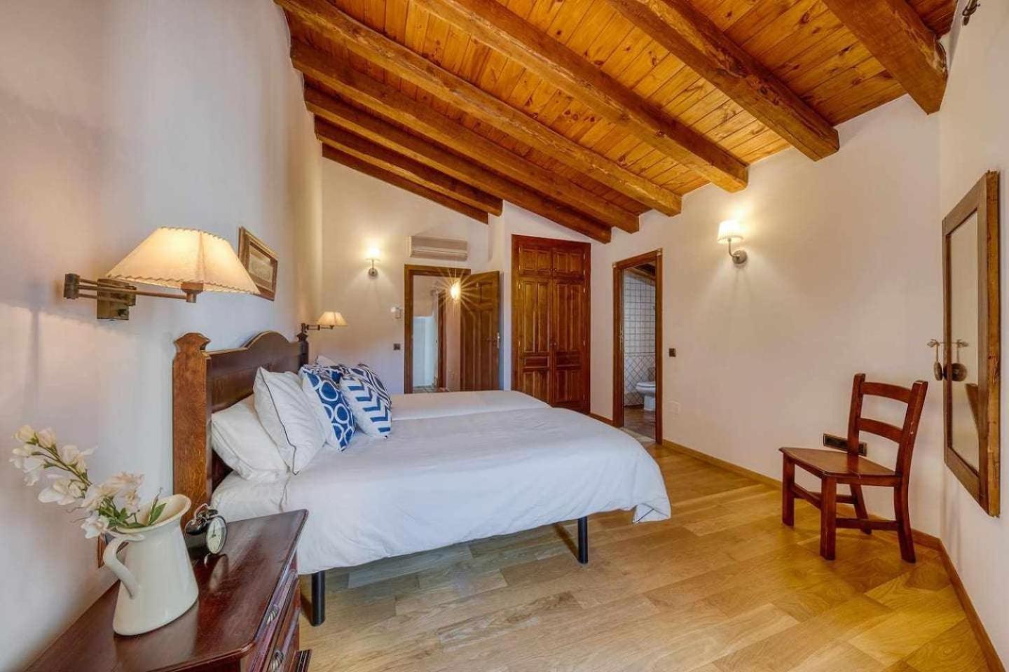 Penzion Cuesta Del Reloj Piedralaves Exteriér fotografie